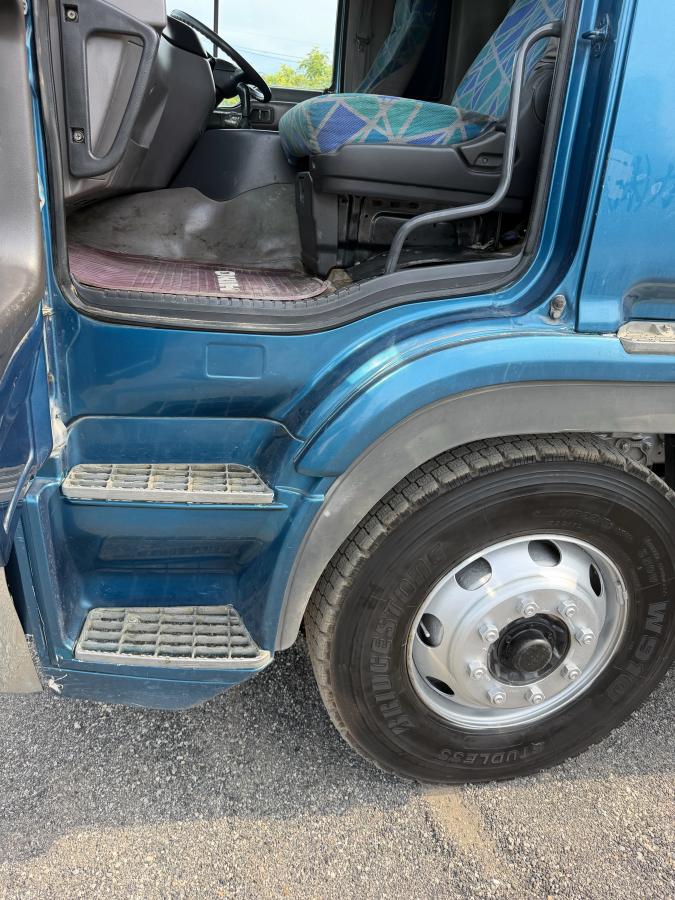 中古ダンプ 日野 プロフィア