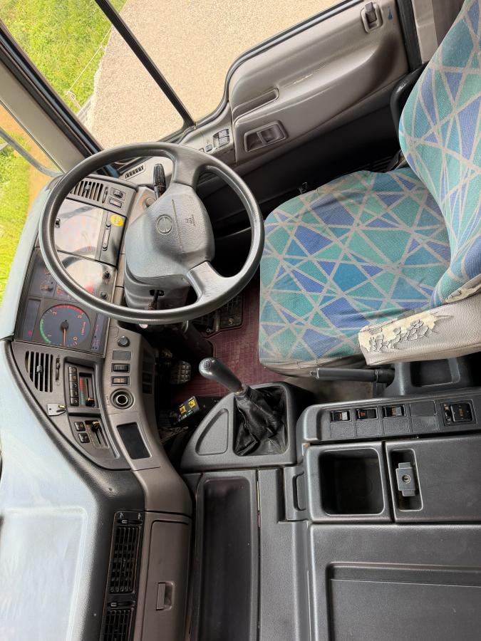 中古ダンプ 日野 プロフィア