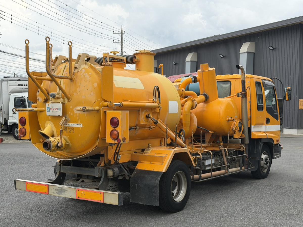 中古清掃車 いすゞ フォワード
