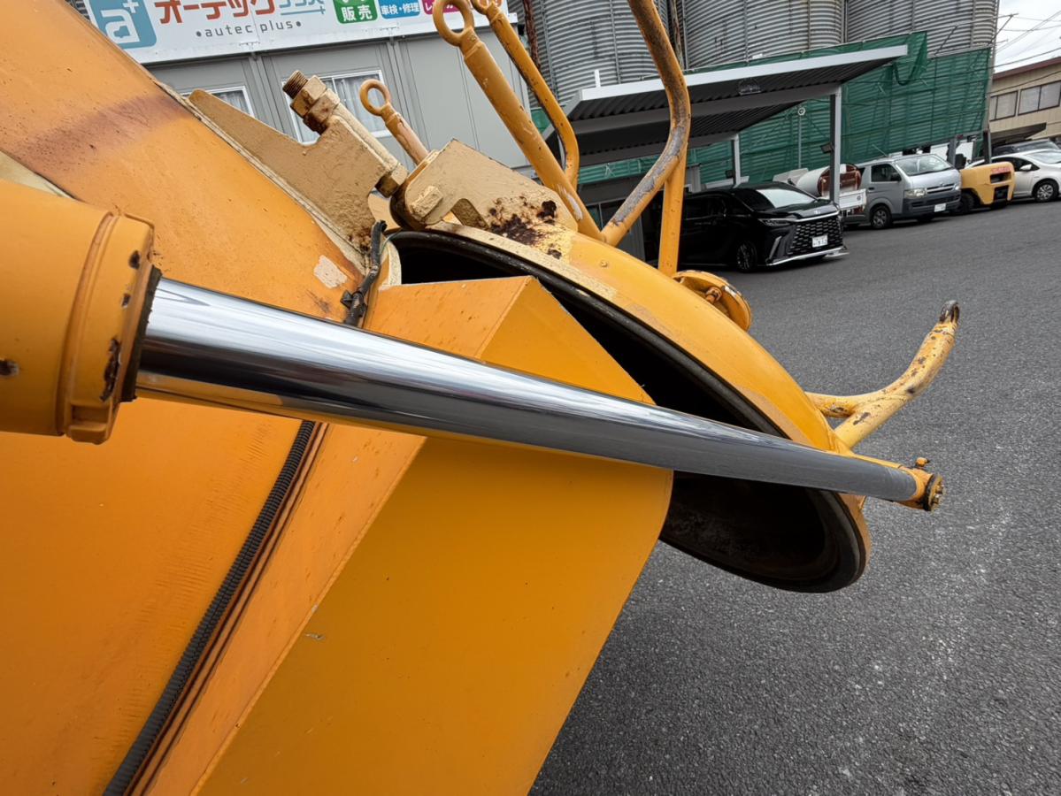 中古清掃車 いすゞ フォワード