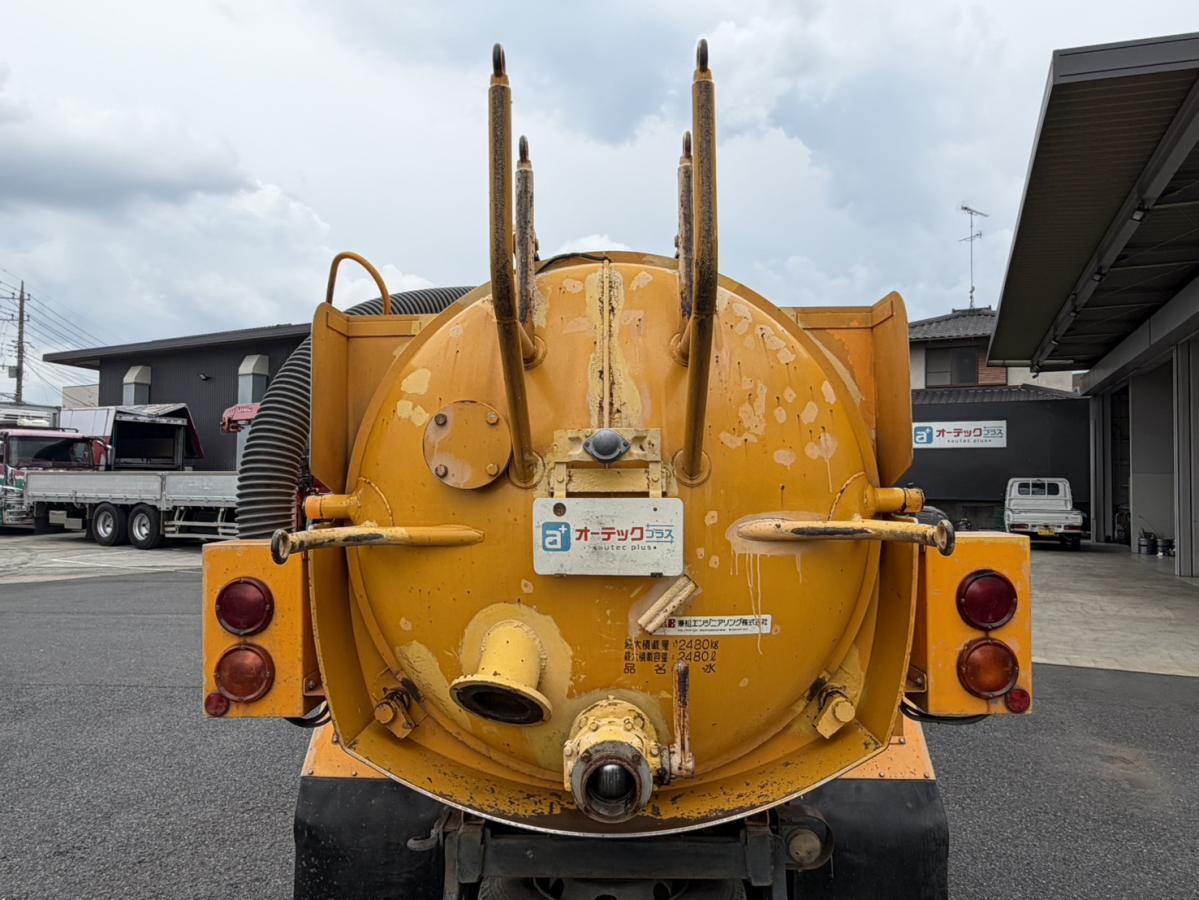 中古清掃車 いすゞ フォワード