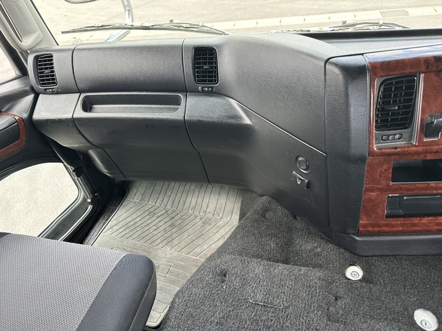 中古トラクタ 日野 プロフィア