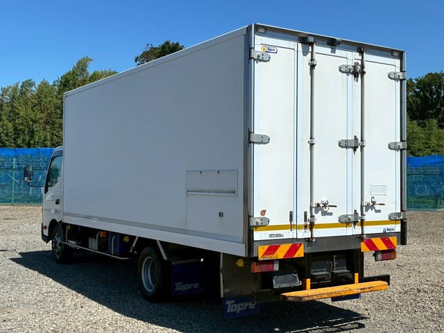 中古冷凍バン 日野 デュトロ /R2年 デュトロ 冷凍バン 東プレ 低温設定
