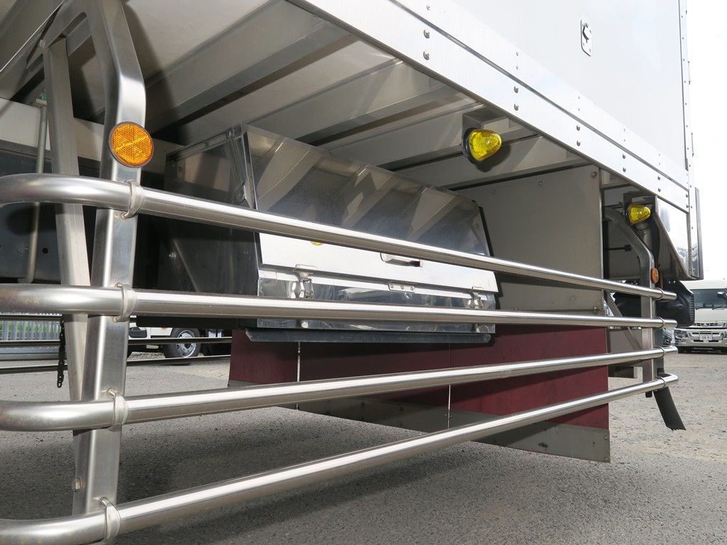 中古冷凍バン 日野 プロフィア