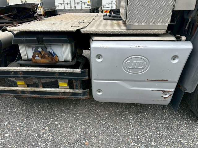 中古トラクタ UDトラックス クオン