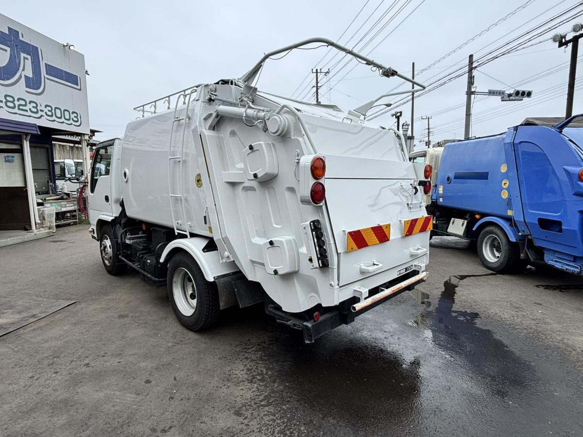 中古塵芥車(パッカー車) いすゞ エルフ