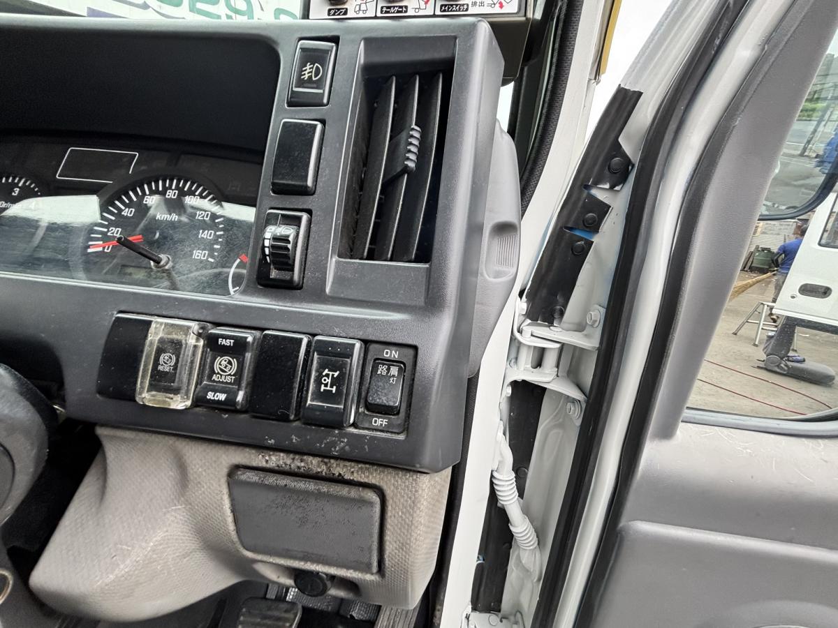 中古塵芥車(パッカー車) いすゞ エルフ