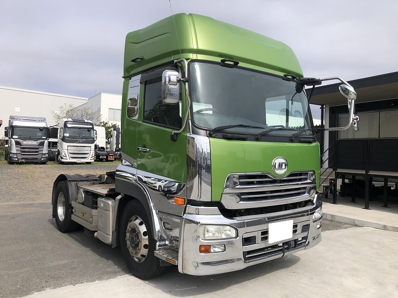 中古トラクタ UDトラックス クオン