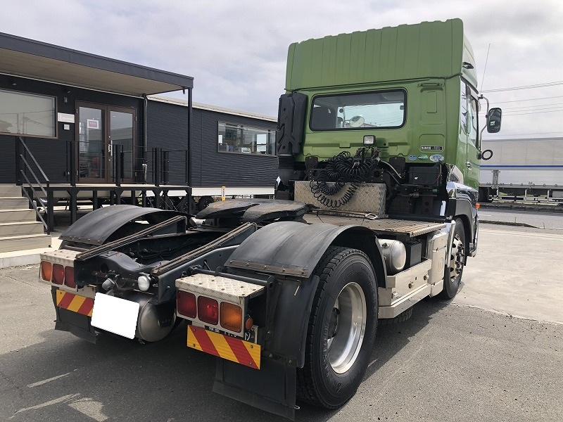 中古トラクタ UDトラックス クオン