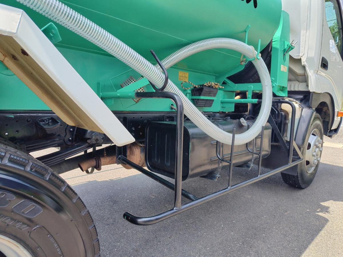 中古散水車 日野 デュトロ