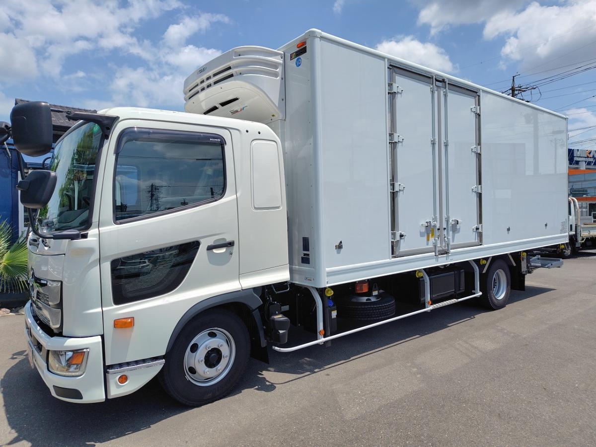 中古冷凍バン 日野 レンジャー /4t冷凍車 6200ﾜｲﾄﾞ ｴｱｻｽ 格納PG付