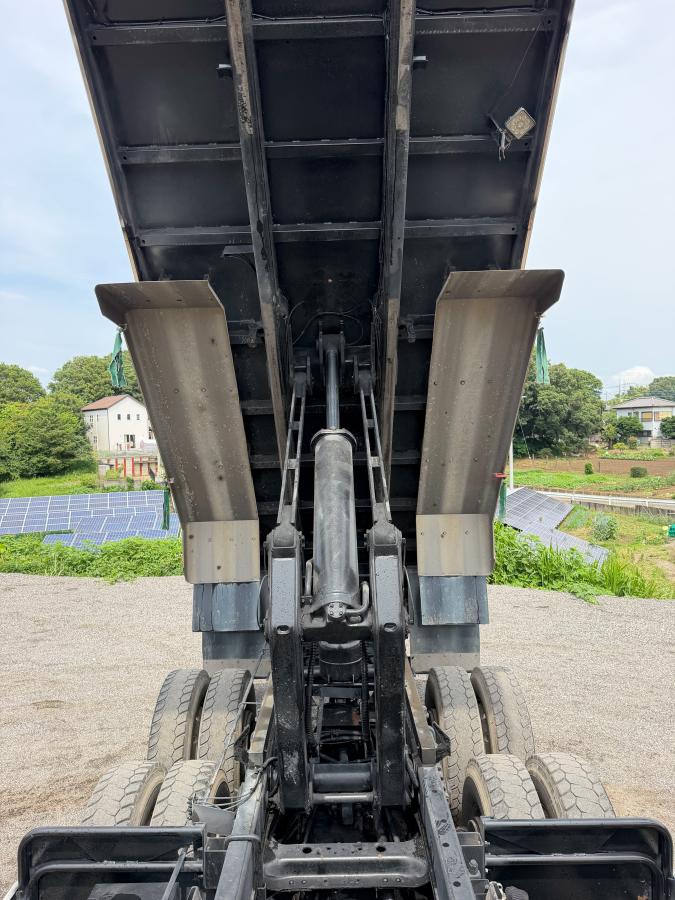 中古ダンプ 日野 プロフィア
