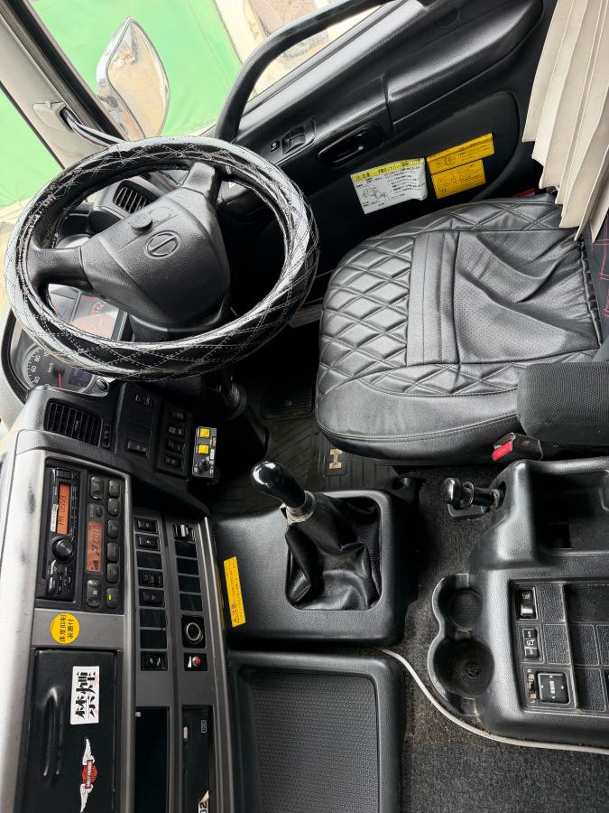 中古ダンプ 日野 プロフィア