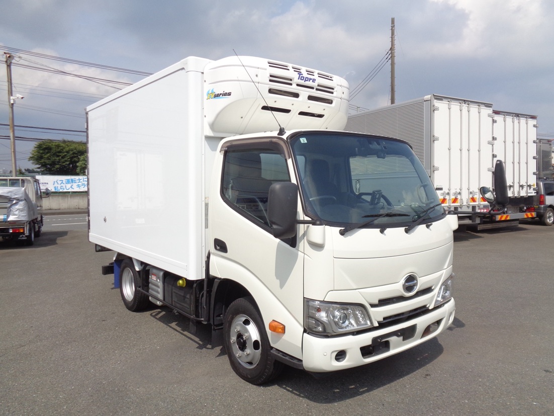 中古冷凍バン 日野 デュトロ