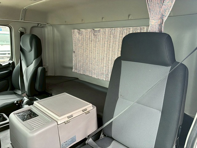 中古ミキサー車(生コン車) 日野 プロフィア