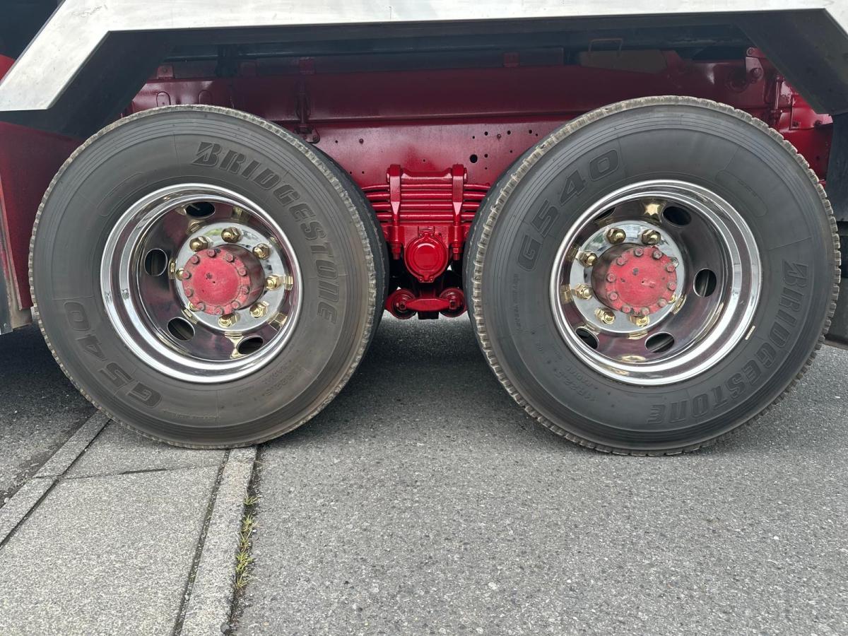 中古ダンプ いすゞ ギガ
