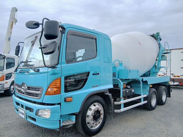 中古ミキサー車(生コン車) 日野 レンジャー