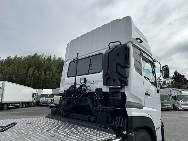 中古トラクタ UDトラックス クオン