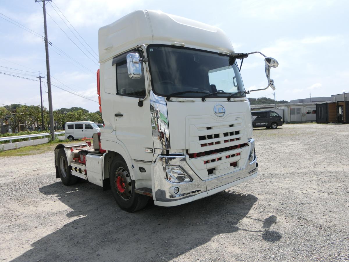 中古トラクタ UDトラックス クオン
