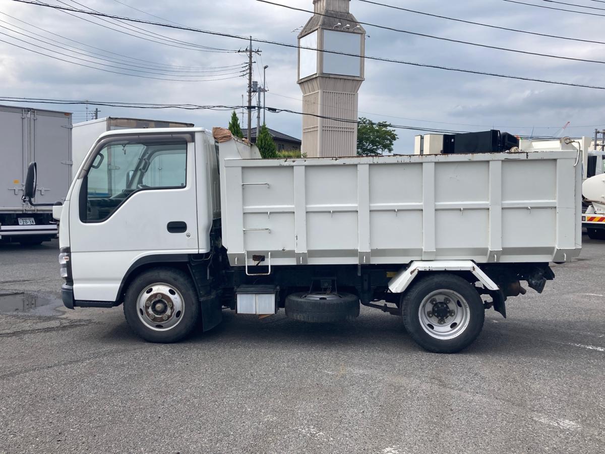 中古深ダンプ いすゞ エルフ