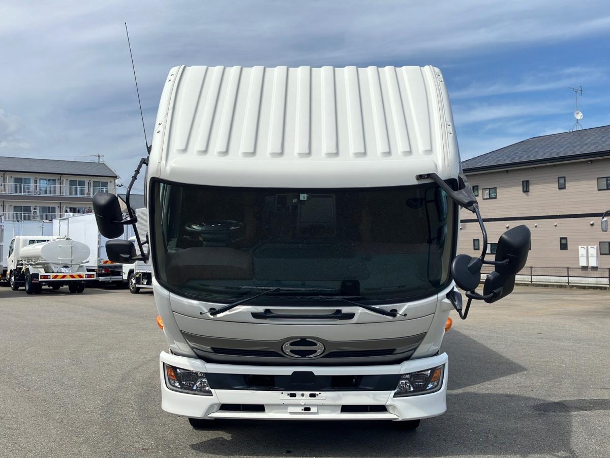 中古冷凍バン 日野 レンジャー