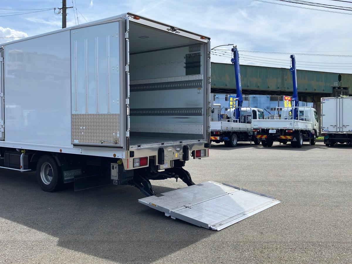 中古冷凍バン 日野 レンジャー