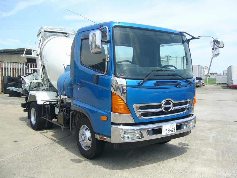 中古ミキサー車(生コン車) 日野 レンジャー
