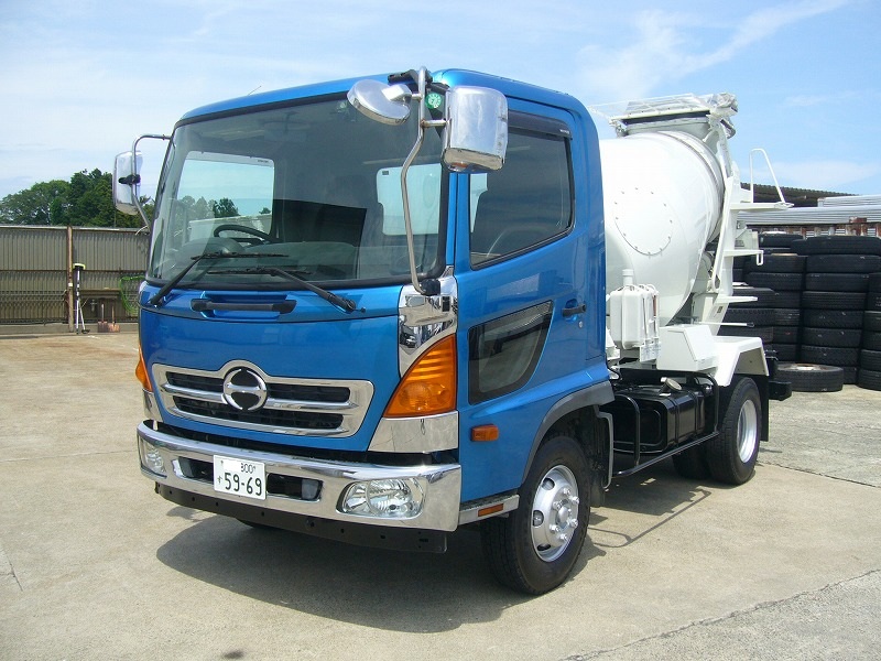 中古ミキサー車(生コン車) 日野 レンジャー