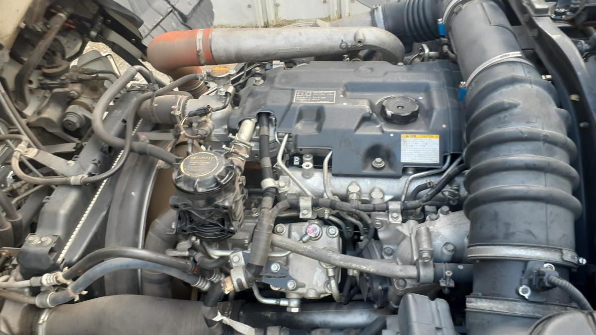 中古コンテナ車 三菱ふそう ファイター