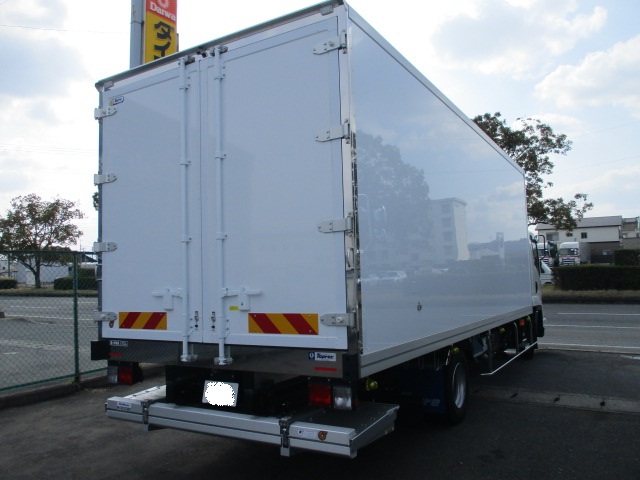 中古冷凍バン いすゞ フォワード