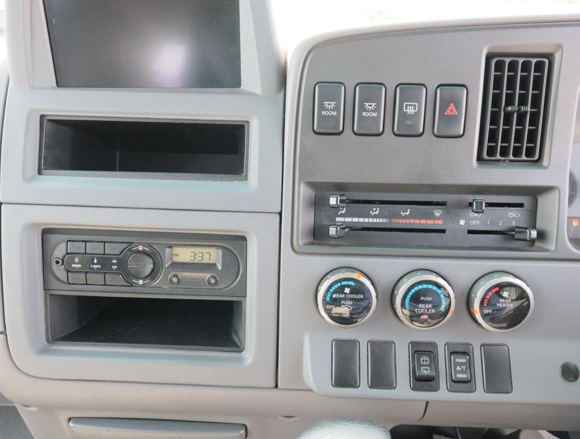 中古バス ニッサン シビリアン