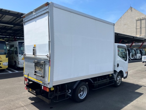 中古アルミバン ニッサン アトラス