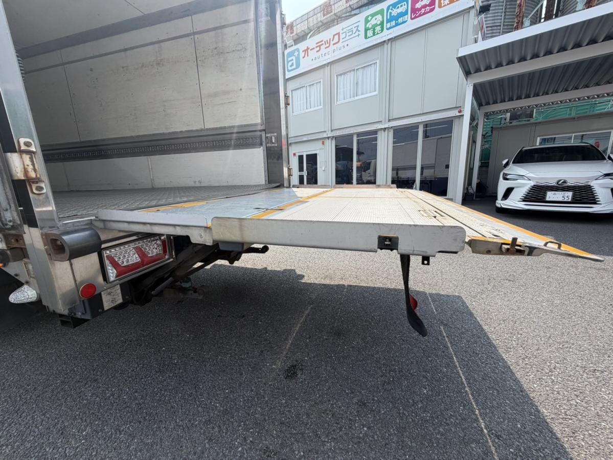 中古冷凍ウィング 三菱ふそう ファイター