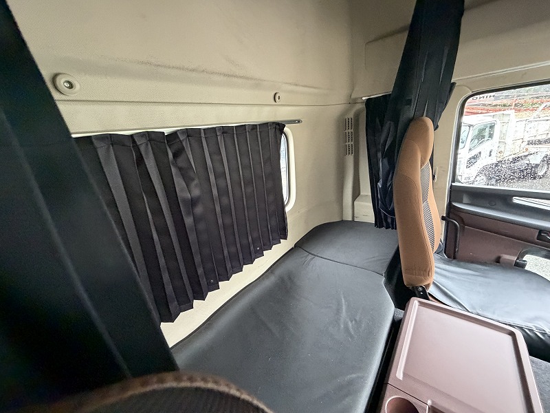 中古トラクタ 日野 プロフィア