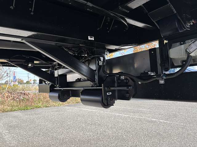 中古キャリアカー(積載車) いすゞ エルフ