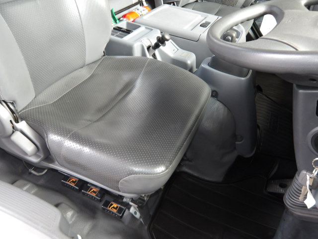 中古セルフローダー いすゞ フォワード