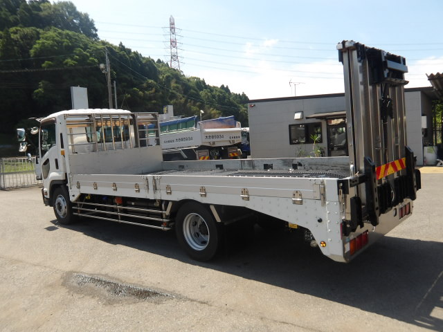 中古セルフローダー いすゞ フォワード