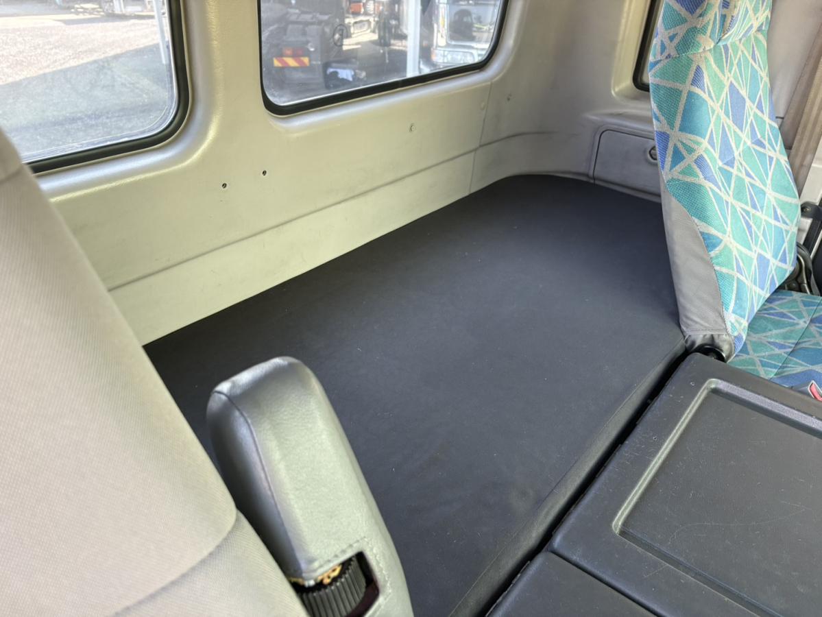 中古トラクタ 日野 プロフィア