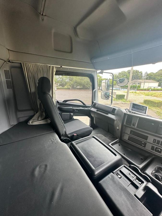 中古ダンプ 日野 プロフィア