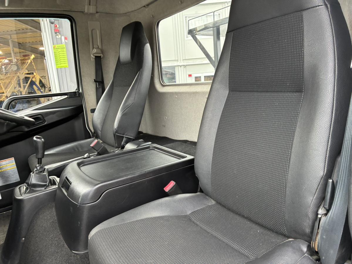 中古コンテナ車 三菱ふそう ファイター