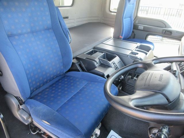 中古平アルミブロック いすゞ ギガ