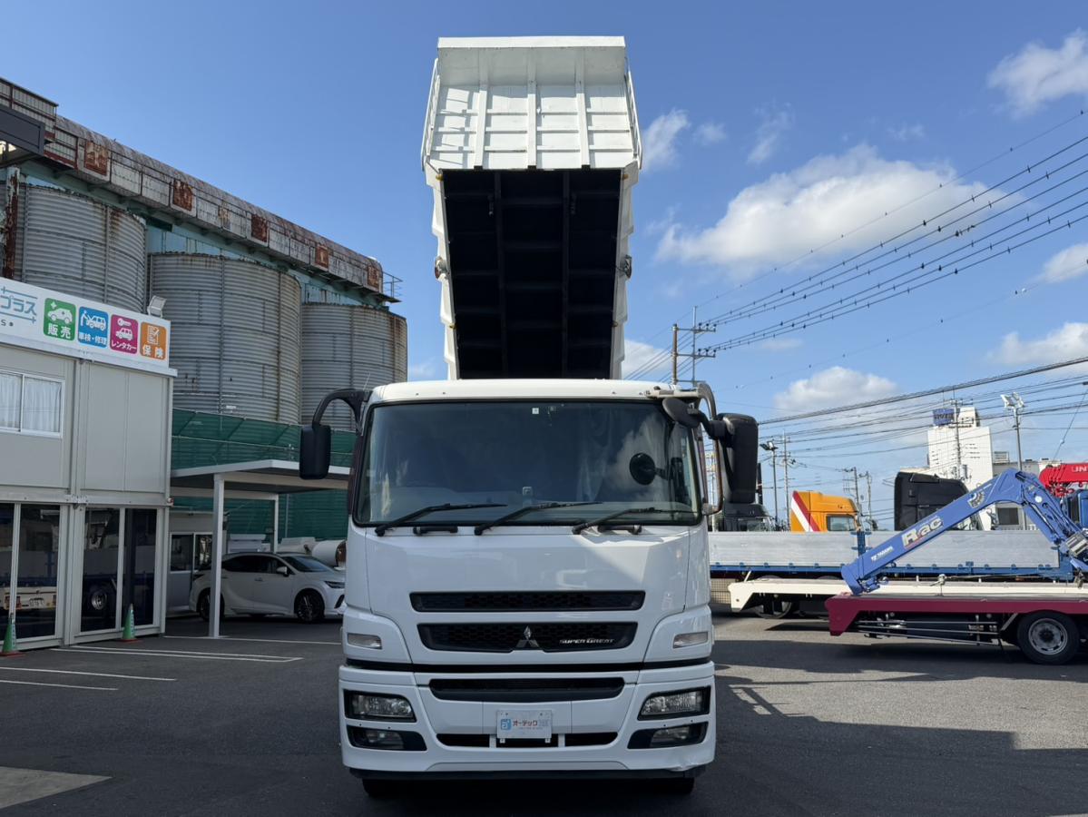 中古深ダンプ 三菱ふそう スーパーグレート