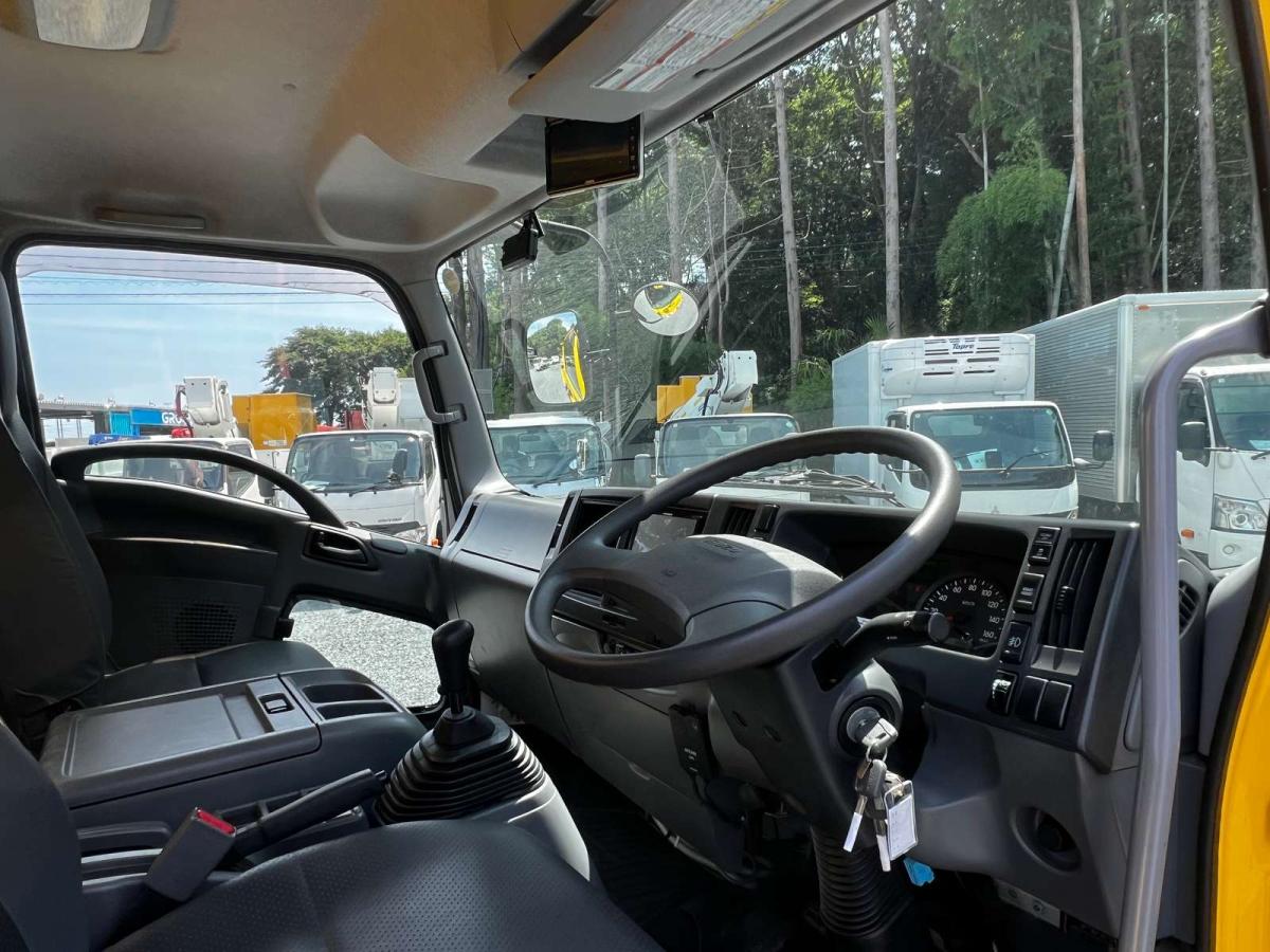 中古特装車その他 いすゞ フォワード