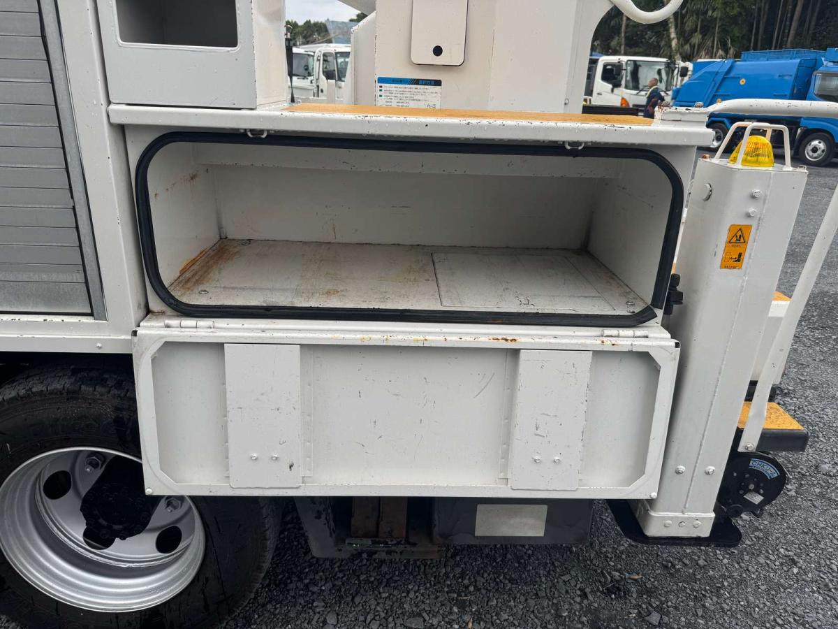 中古高所作業車 日野 デュトロ
