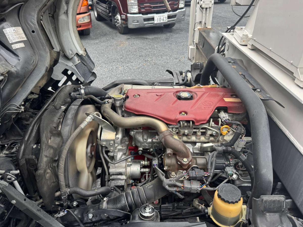 中古高所作業車 日野 デュトロ