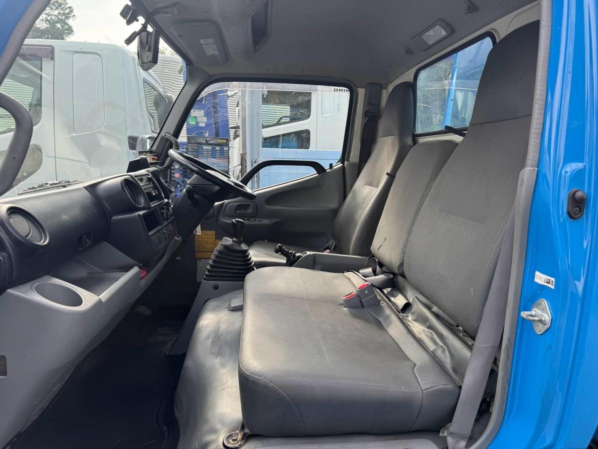 中古塵芥車(パッカー車) 日野 デュトロ