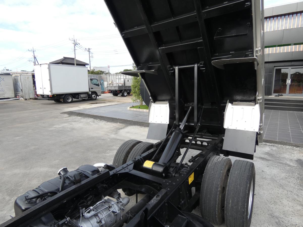 中古ダンプ いすゞ エルフ
