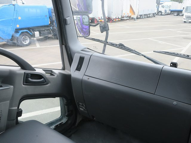 中古キャリアカー(積載車) いすゞ フォワード