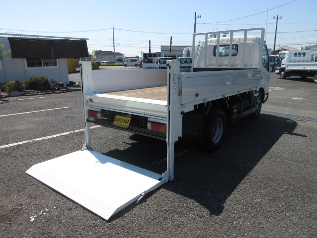 中古平アルミブロック 日野 デュトロ