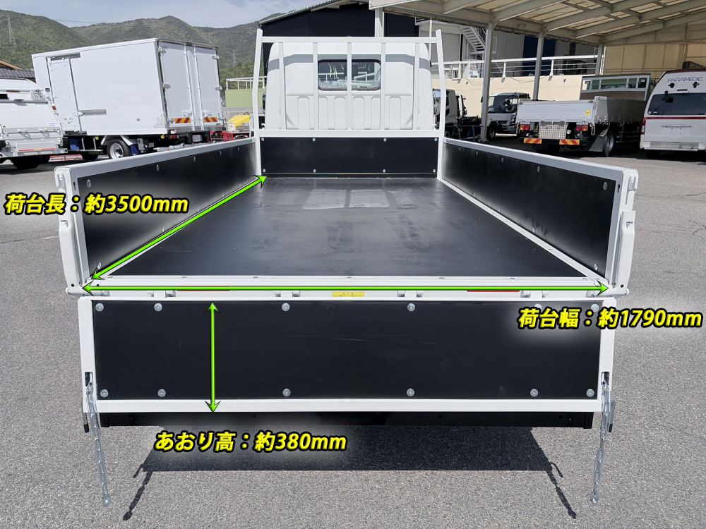 中古平ボディ 三菱ふそう キャンター /カスタム 2950kg積載 標準幅 11
